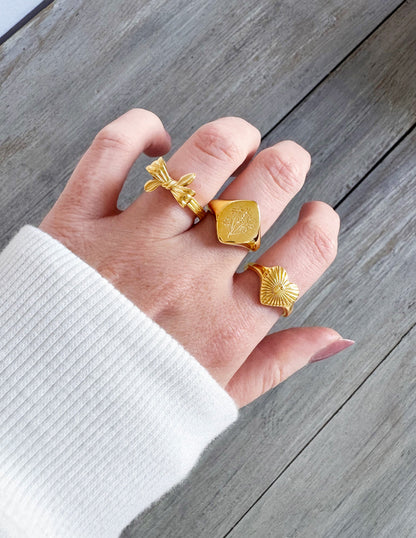 Floral Signet Ring
